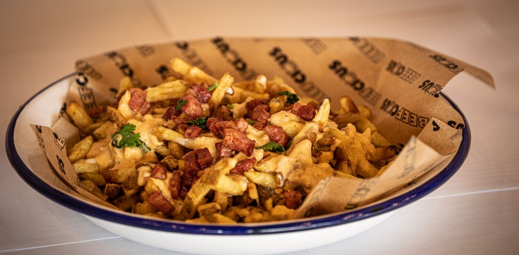 CHEESEFRIES CHILI